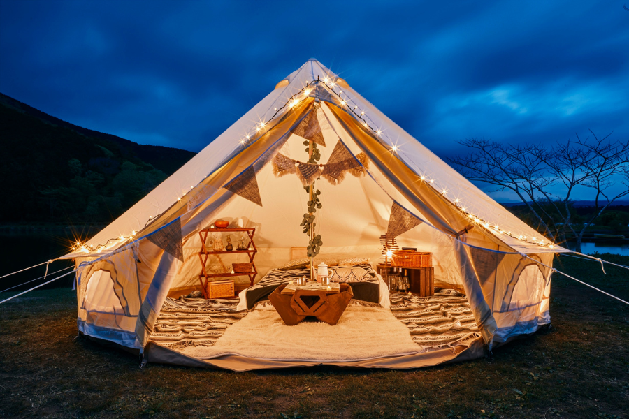 Ventajas de las luces solares impermeables en camping