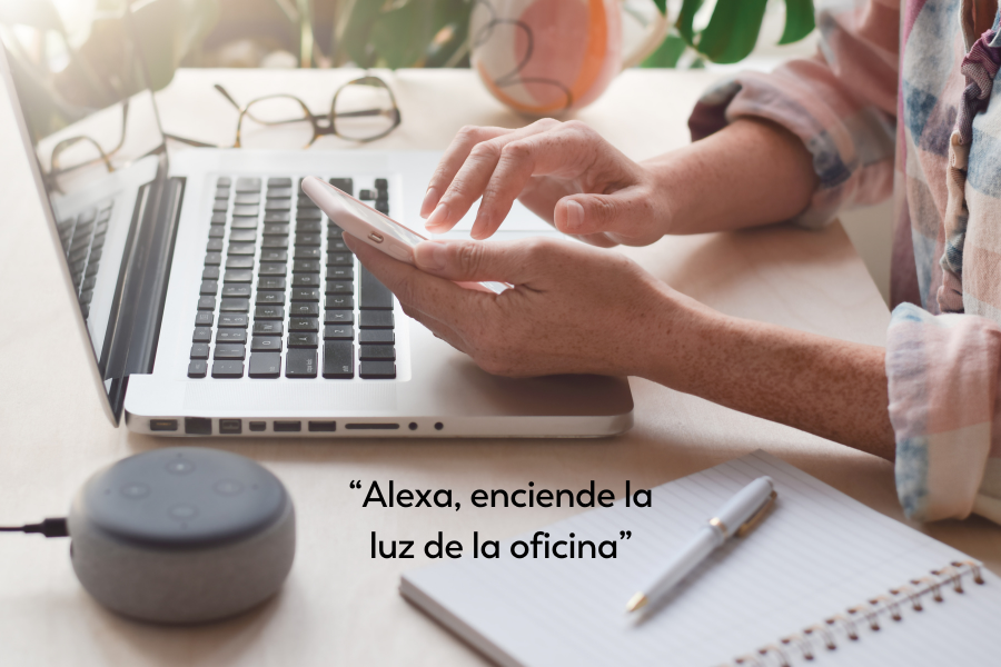 despacho con alexa para control por voz de tus luces inteligentes