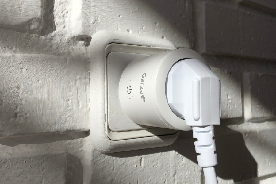 Cómo ahorrar en la factura de la luz con enchufes inteligentes