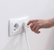 Regleta Design Gris con Interruptor, 3 Tomas + 2 USBs, Cable 1.4 m, Enchufe Plano, Protección Infantil