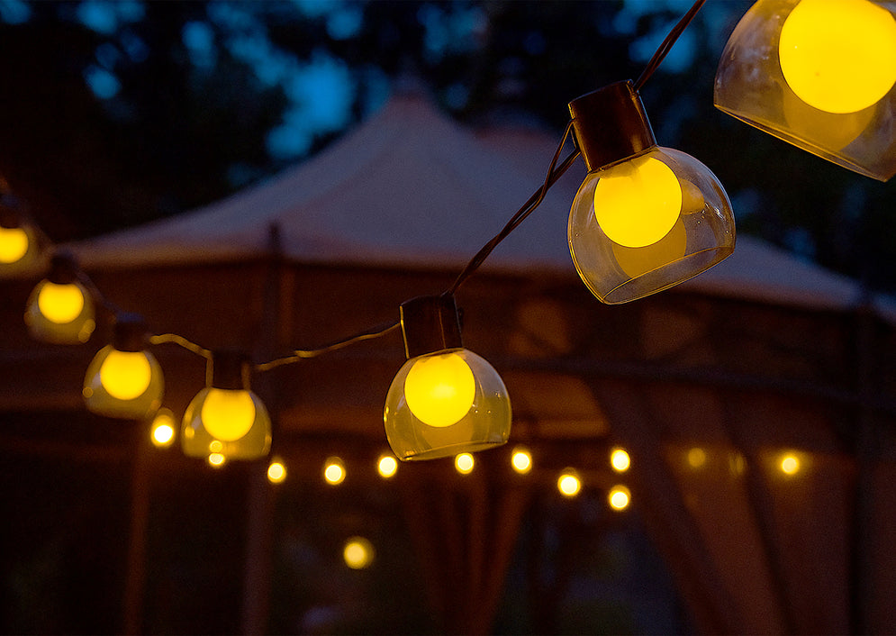 Guirnalda solar Helios con globos de cristal ahumado - Lifestyle