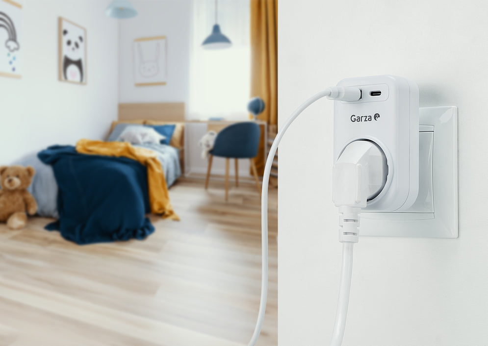 Adaptador con 1 Toma Schuko , 1 USB A y 1 USB C - Lifestyle