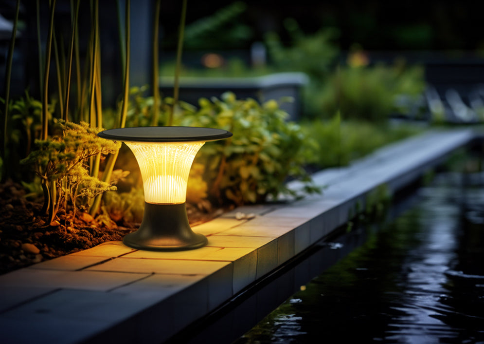 Lámpara solar de Sobre muro Goliat con iluminación exterior 360º  de alta calidad - Lifestyle