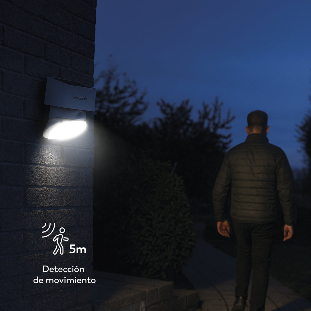Aplique solar Atlas con luz orientable 180º (8)